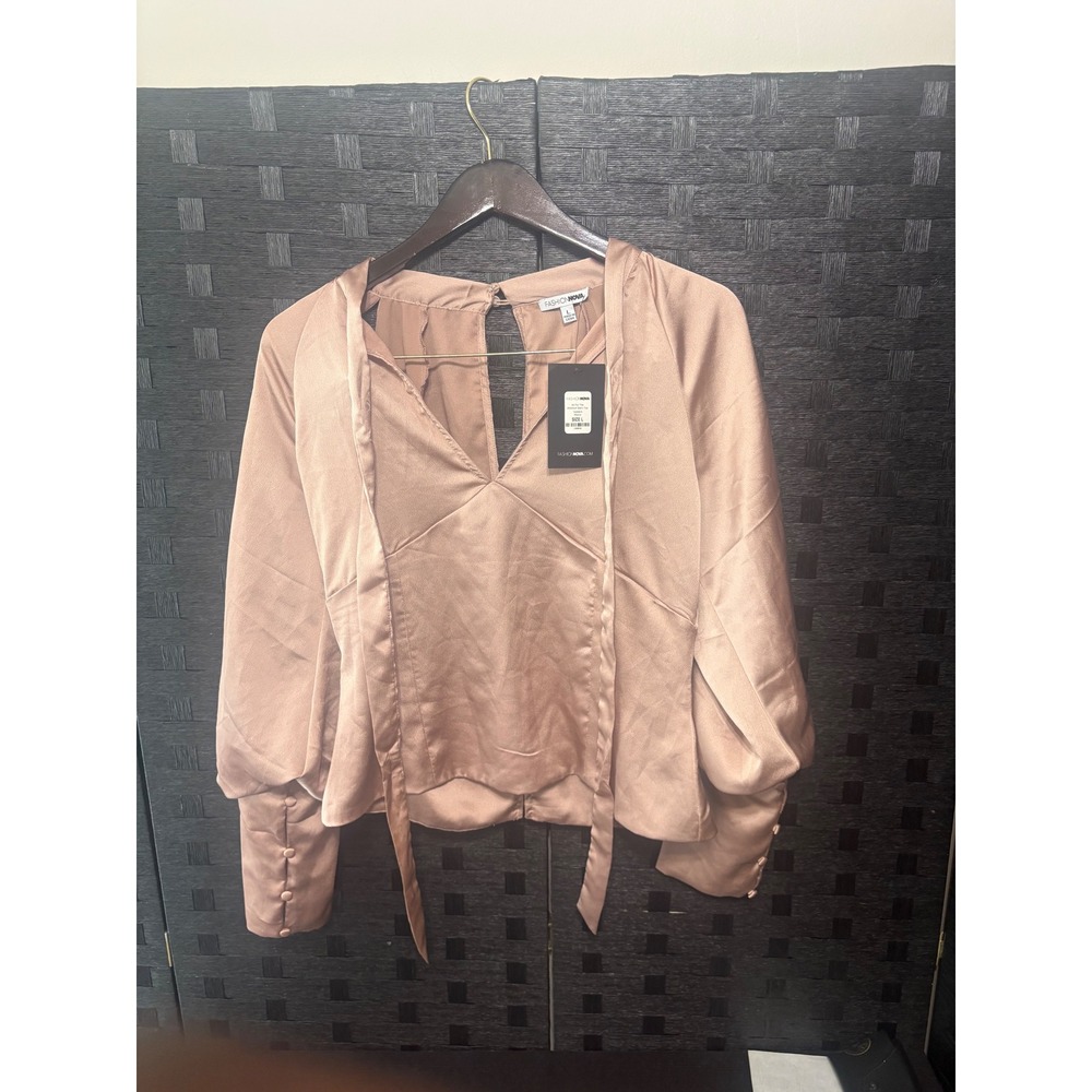 Fashion Nova Women's tie front Blouse Long Balloon Sleeve Blush Pink Size L NWT